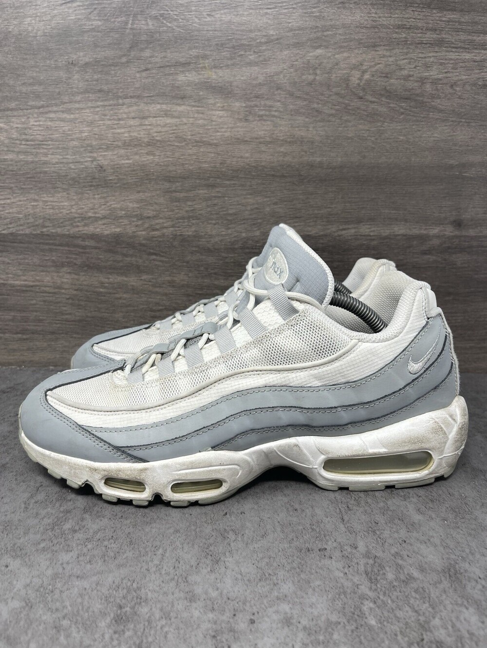 Nike Air Max 95 Essential White Grey Size 10 Mens Running Sneakers CT1268-001